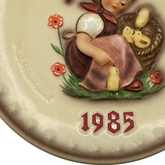 Vintage M.J. Hummel 1985 15th Annual Handpainted Collectible Plate Hum 278 - Picture 3 of 8